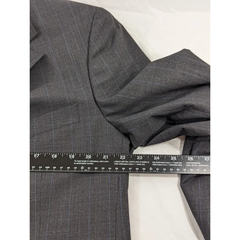 Stafford Blazer Sport Coat Jacket Classic Fit  43R Wool Blend Gray Subtle Stripe